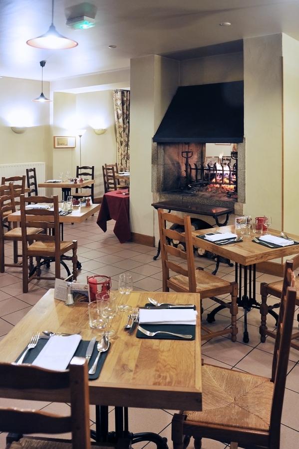 L'Auberge De Thenay エクステリア 写真